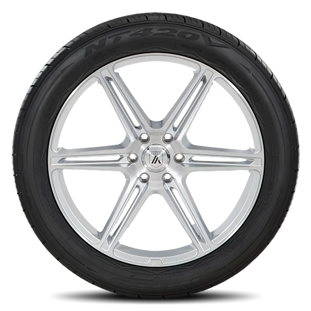NITTO NT420V - 285/40R24 All-Terrain Tire | 212410