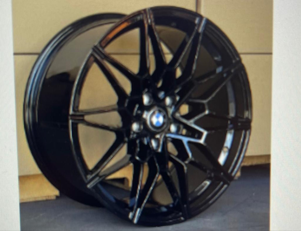 REPLICA BMW 19X9.5 ET40 BOLT PATTERN 5X120 CB72.6 GLOSS BLACK