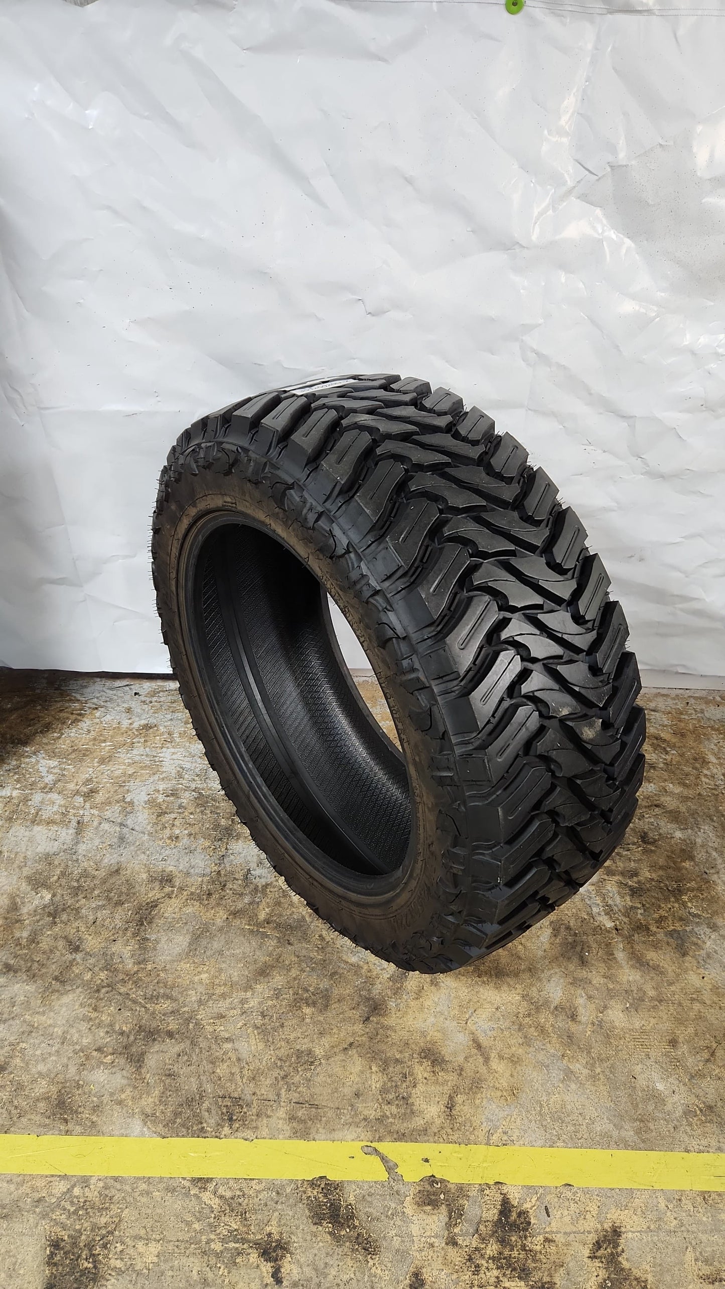 Used Tire - 35X12.50R22 Atturo Trail Blade M/T 13/32