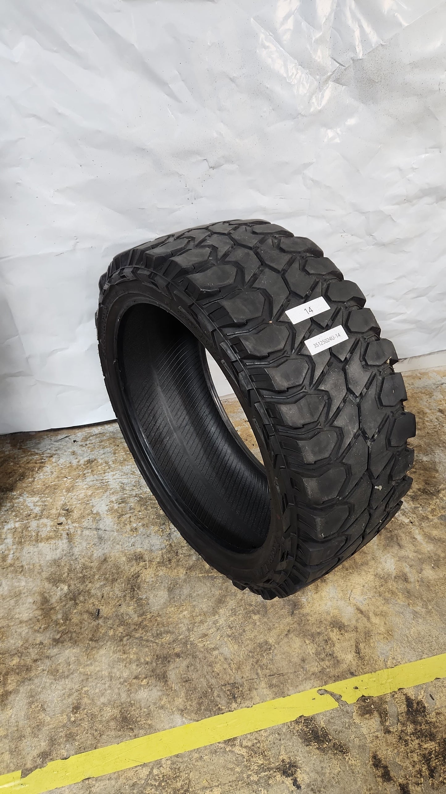 Used Tire - 35X12.50R24 Gladiator X Comp M/T 7/32