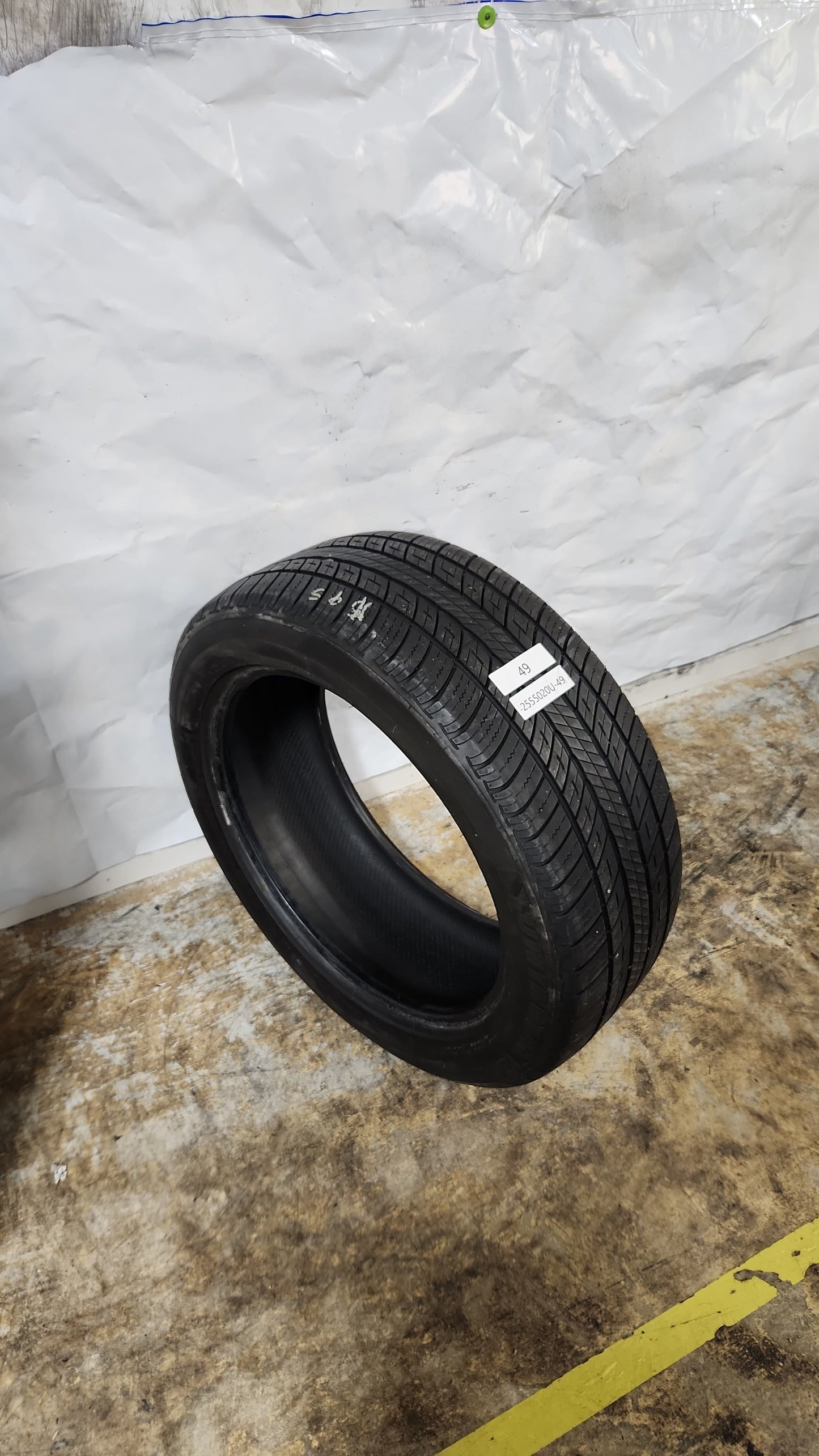 Used Tire - 255/55R20 Uniroyal Tiger Paw Touring A/S