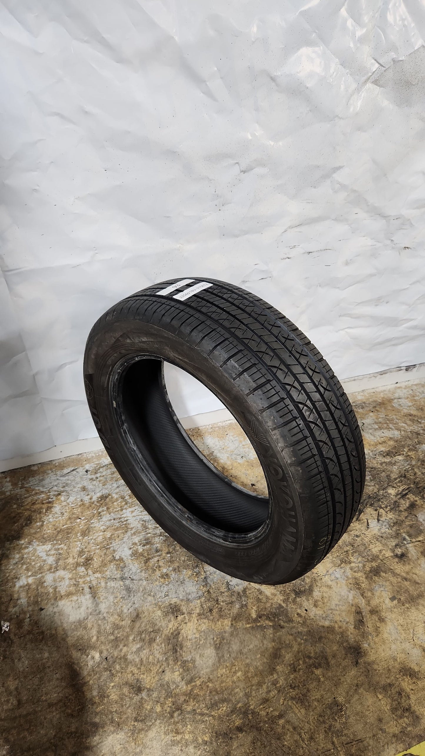 Set of 2 - 225/60R18 Yokohama AVID GT BluEarth - Used Tires