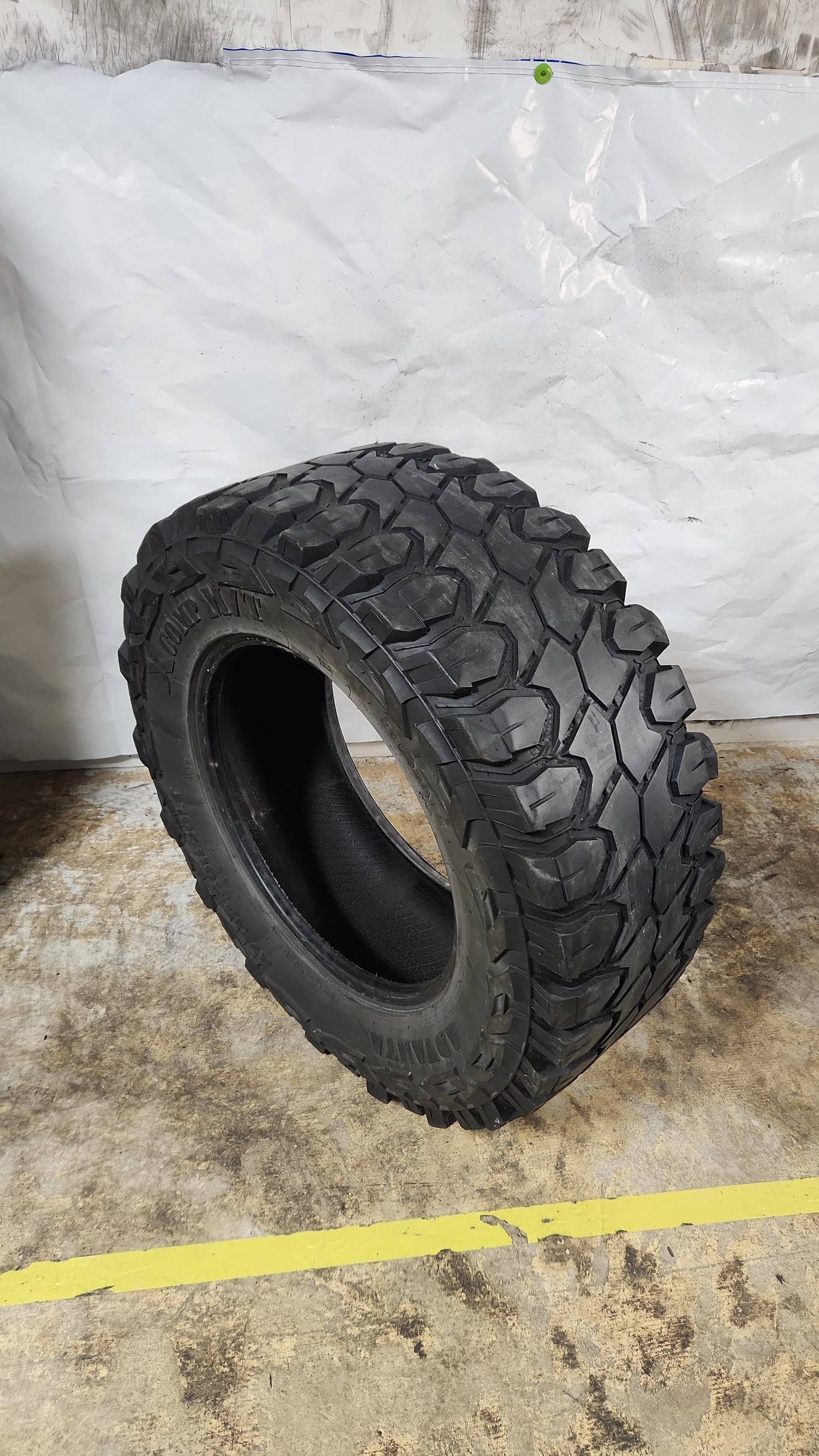 Used Tire - 37X13.50R20 Advanta X Comp M/T