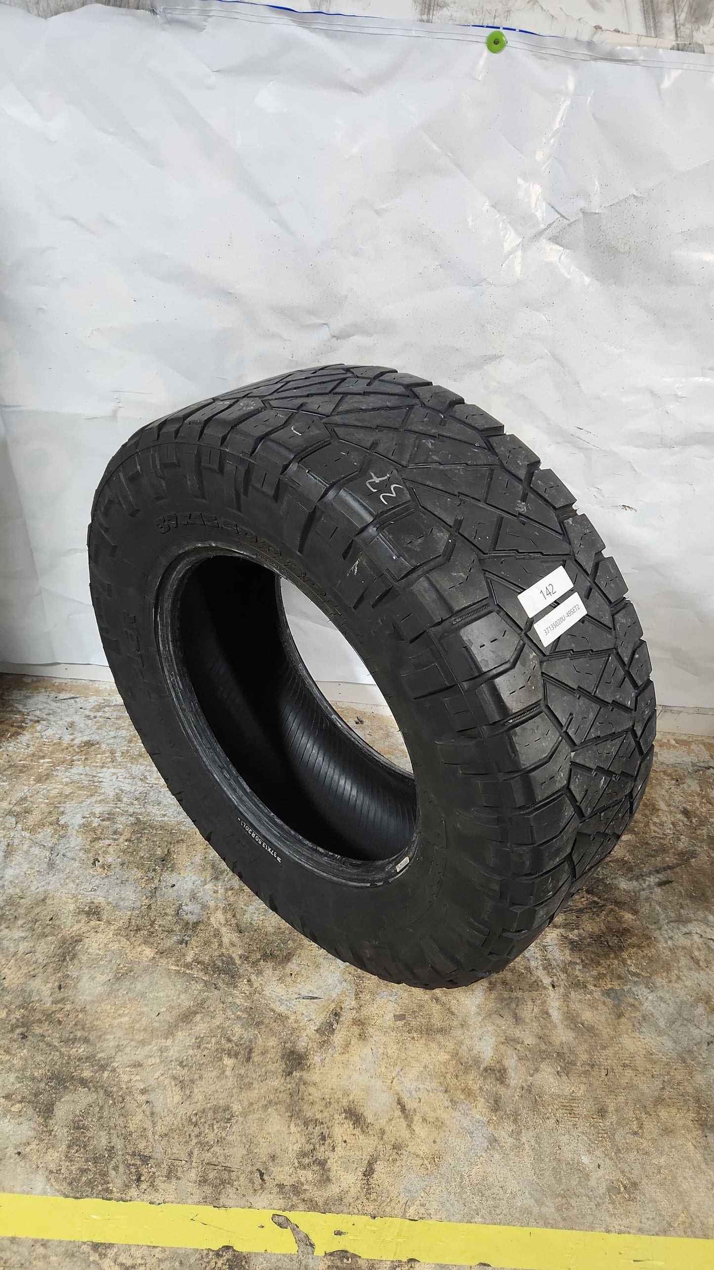 Set of 2 - 37X13.50R20 Nitto Ridge Grappler - Used Tires