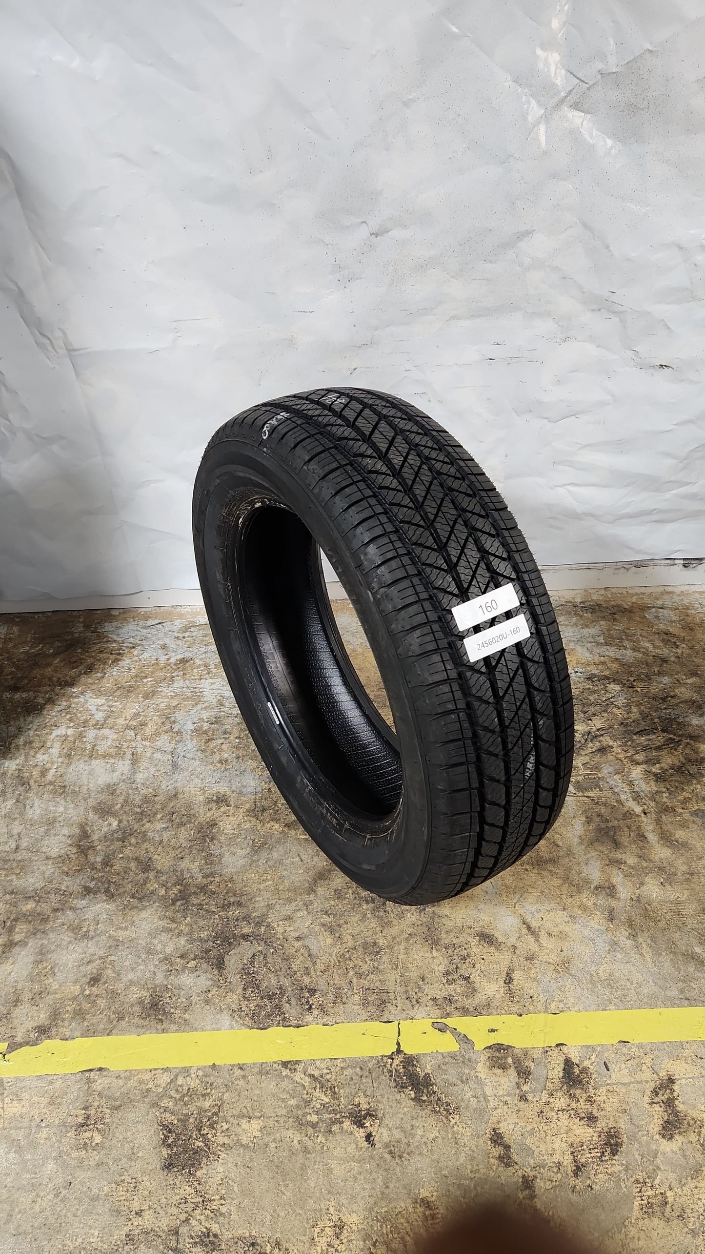 Used Tire - 245/60R20 Bridgestone Alenza AS Ultra 8/32