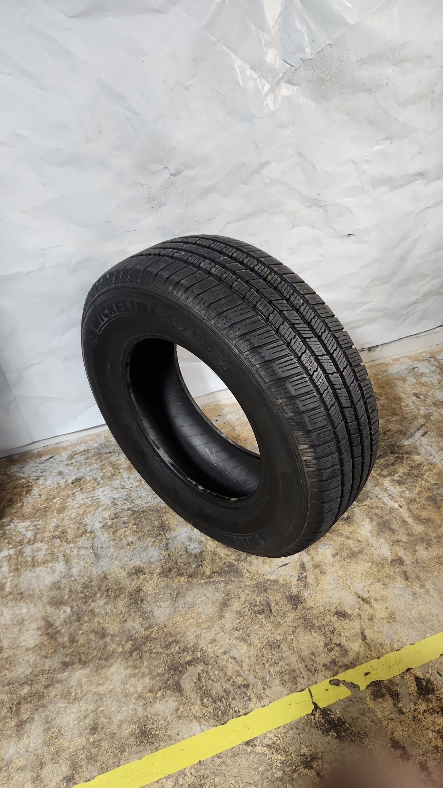 Used Tire - 265/70R18 Michelin Defender LTX M/S