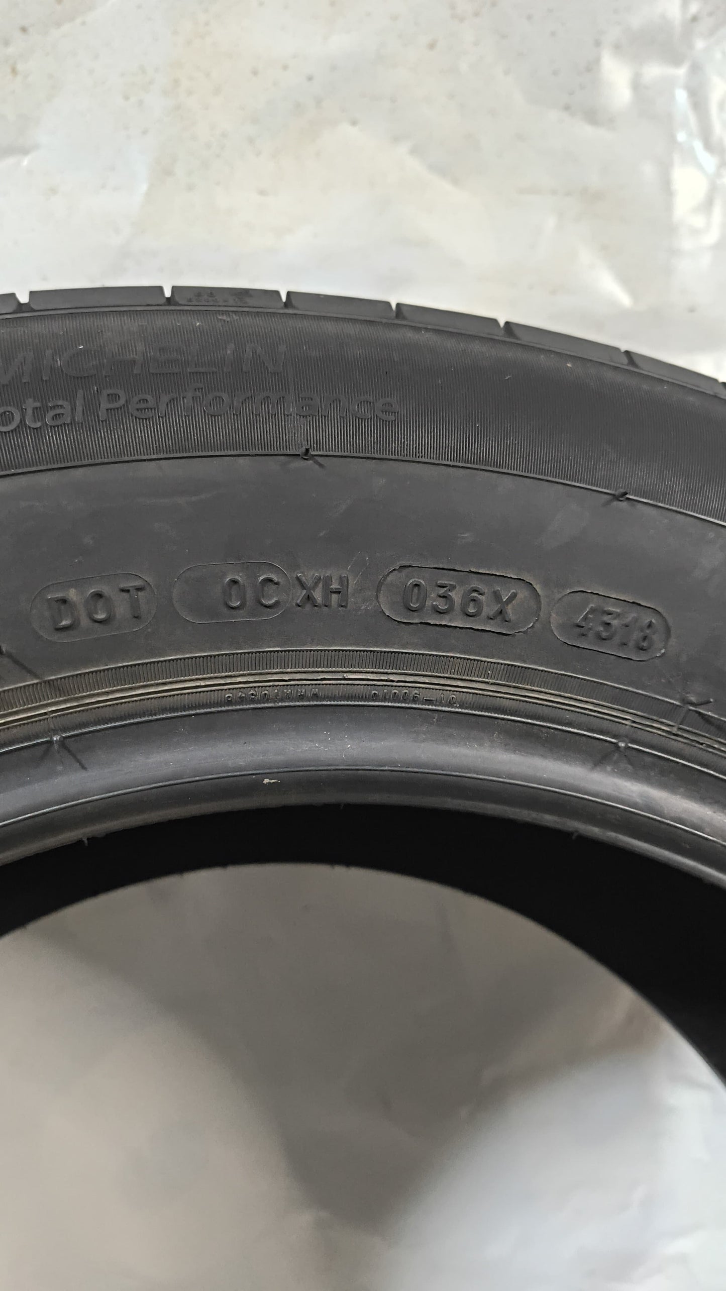 Used Tire - 225/60R17 Michelin Primacy A/S
