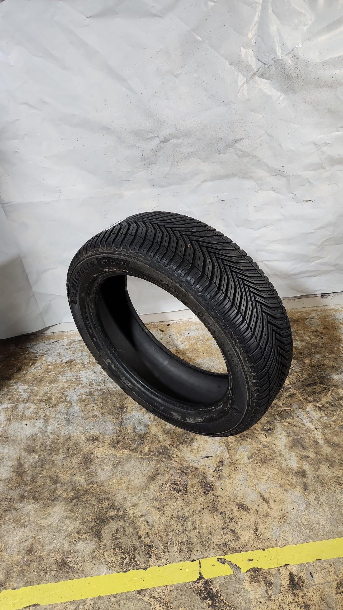 Used Tire - 235/55R20 Michelin Cross Climate 2
