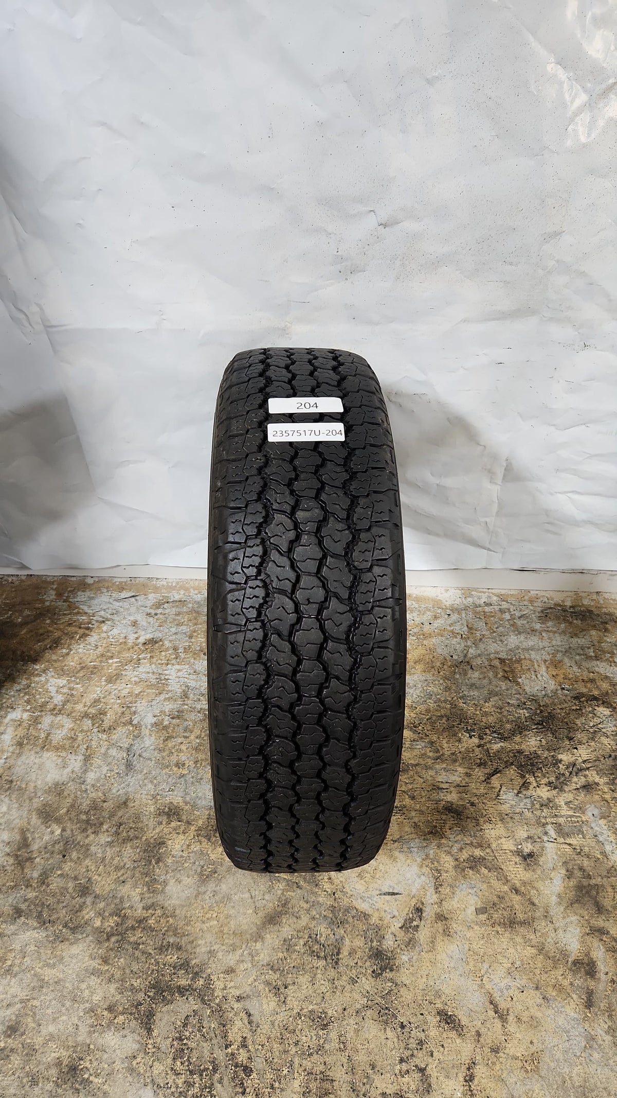 Used Tire - 235/75R17 Goodyear Wrangler All-Terrain Adventure 7/32
