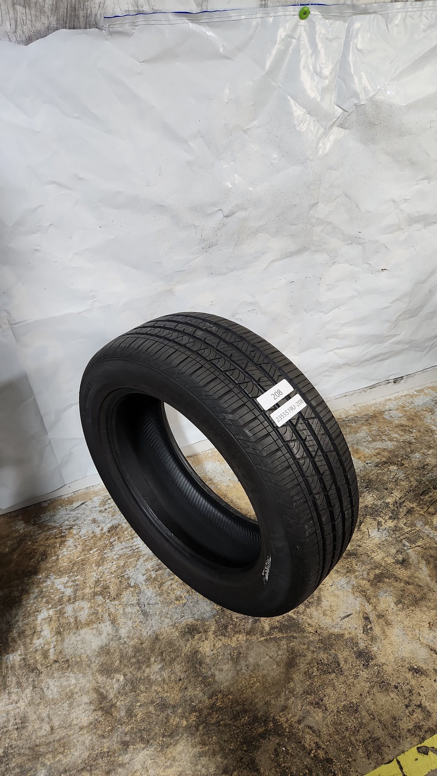 Used Tire - 235/55R19 Continental Cross Contact LX Sport 7/32