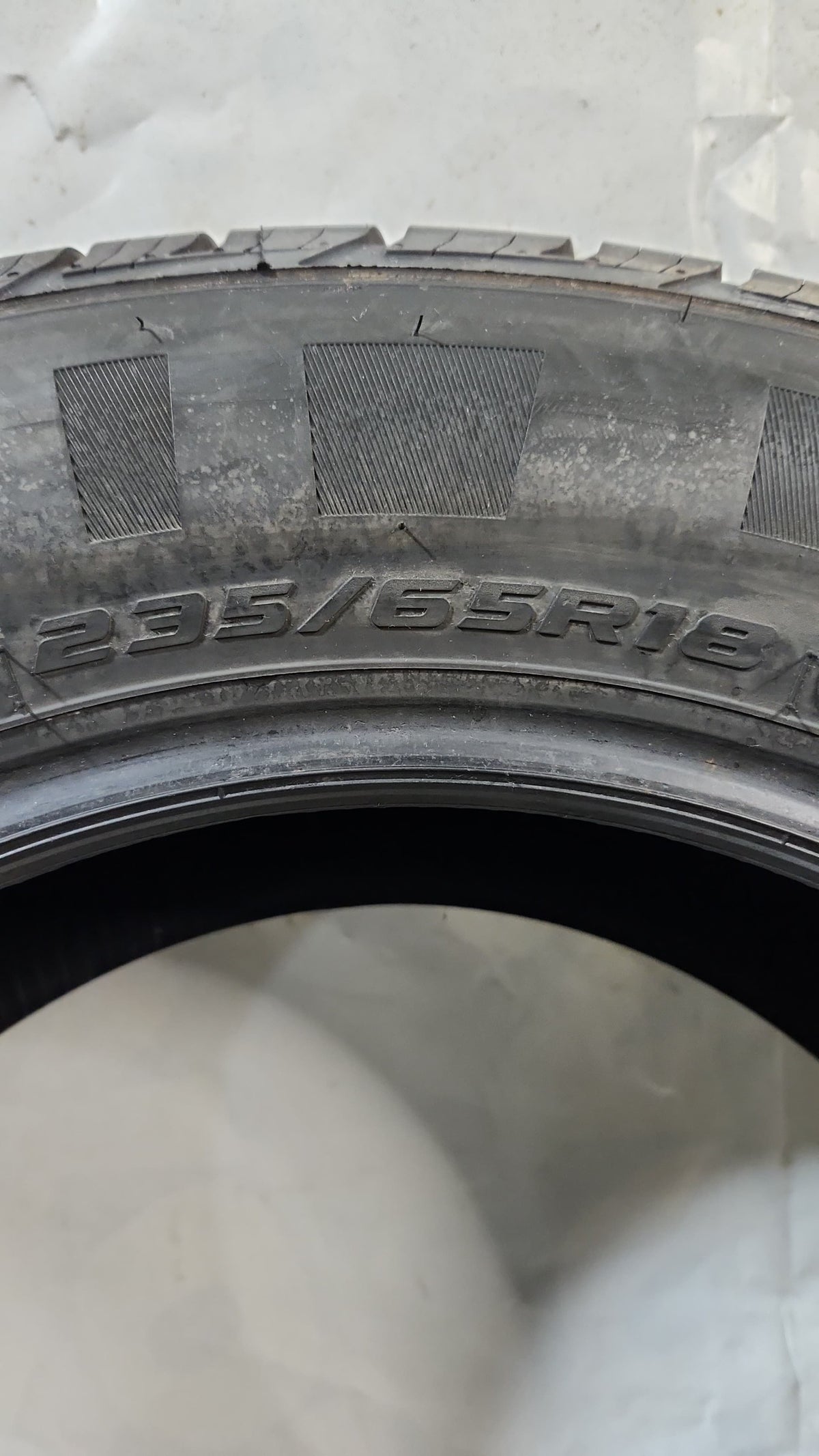 Used Tire - 235/65R18 Cooper Evolution H/T 8/32