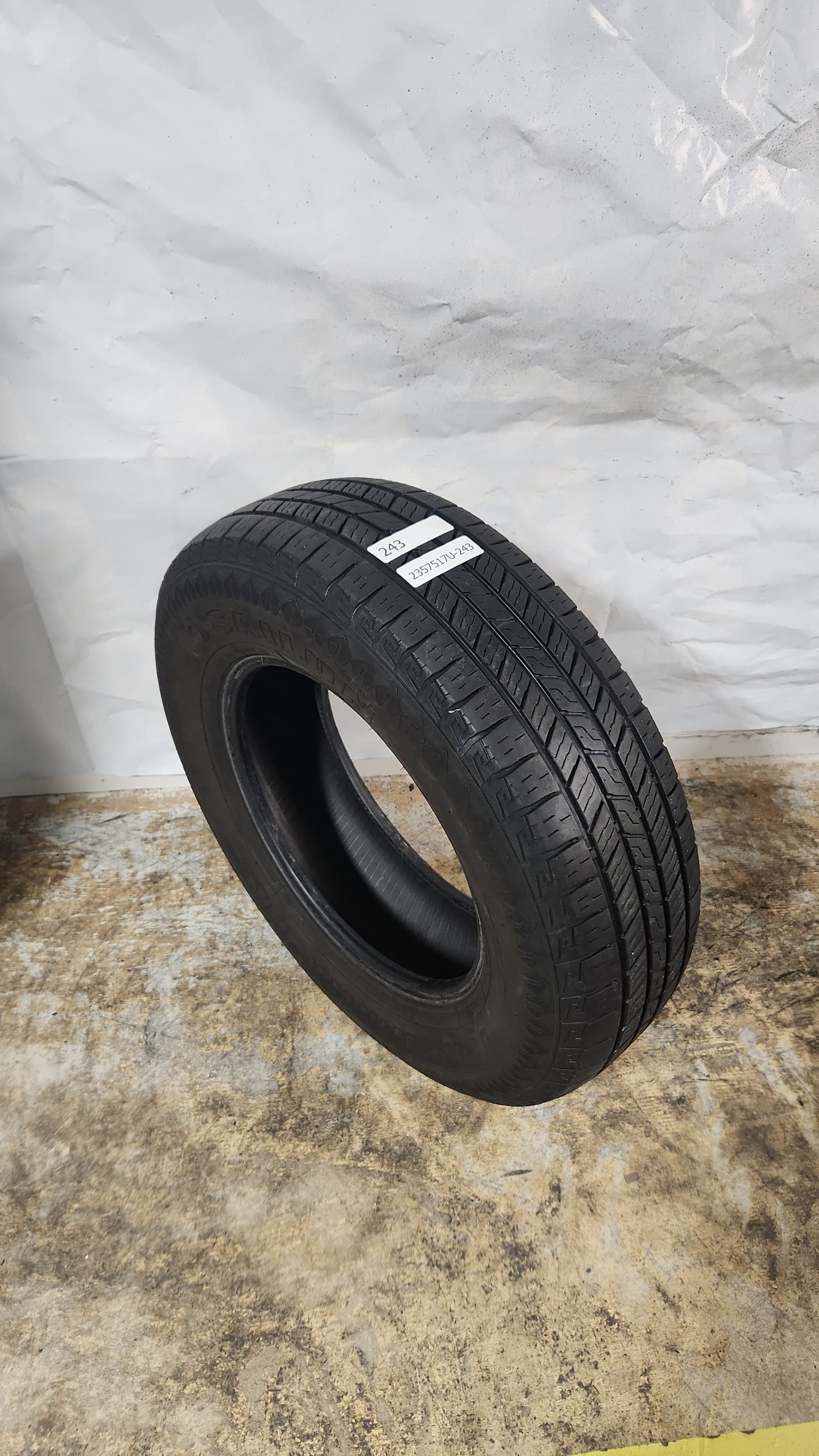 Used Tire - 235/75R17 Sailun Terramax HLT