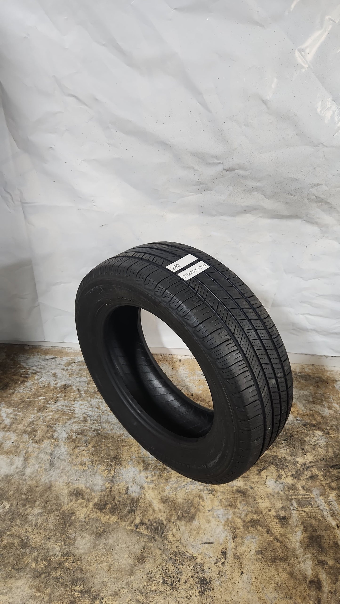 Used Tire - 225/60R17 Michelin Defender T+H