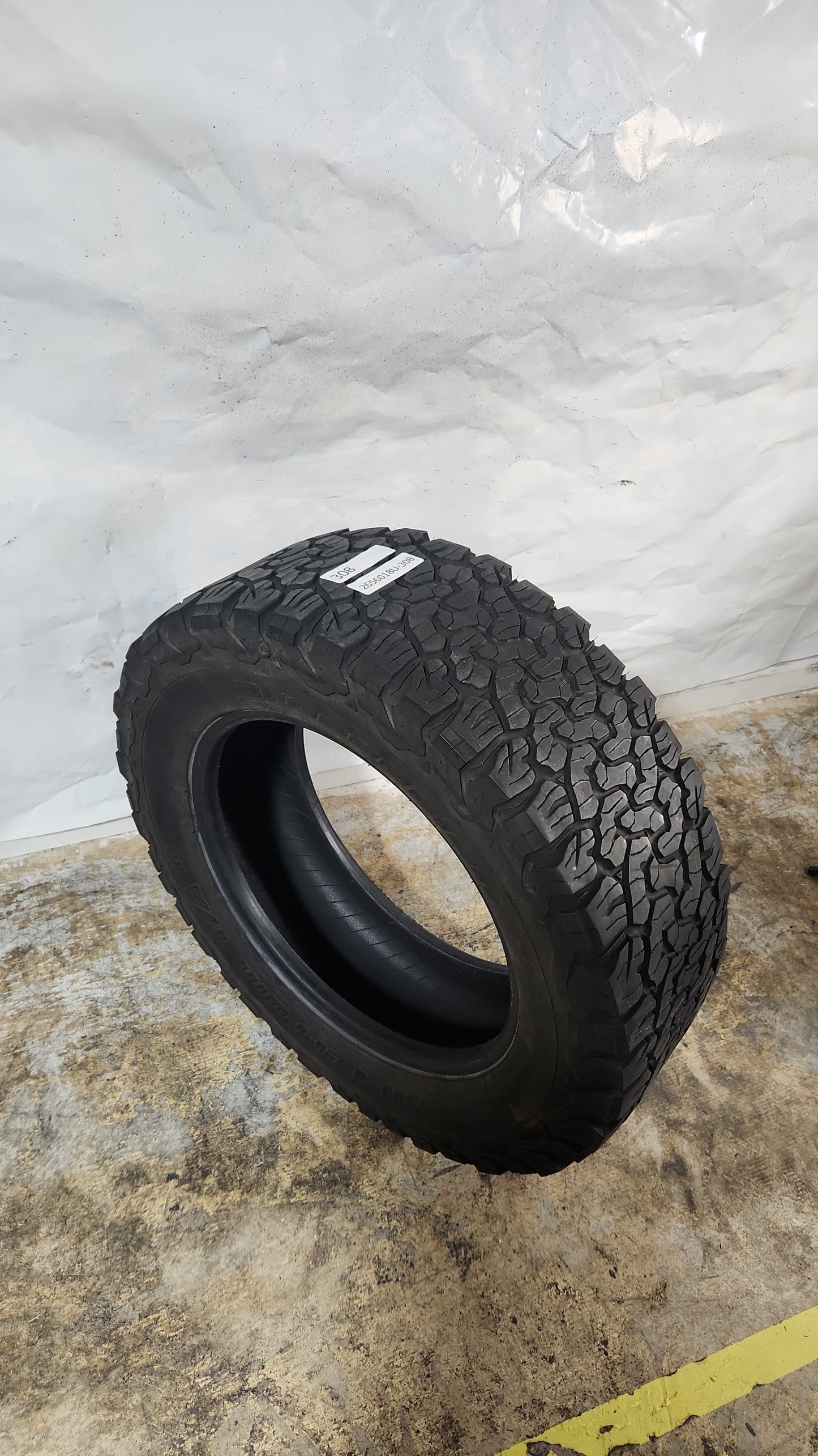Used Tire- LT 265/60R18 BFGoodrich All-Terrain T/A KO2