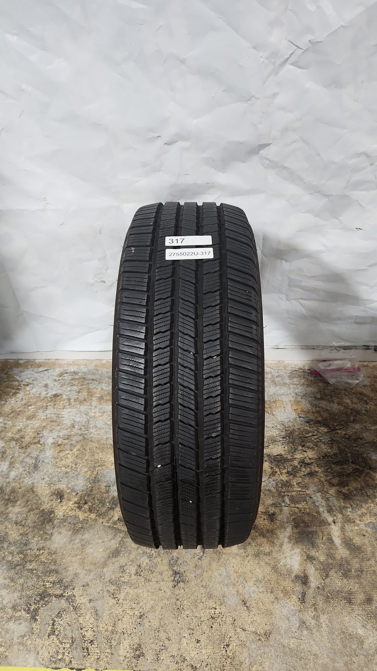 Used Tire - 275/50R22 Michelin X LT A/S 9/32