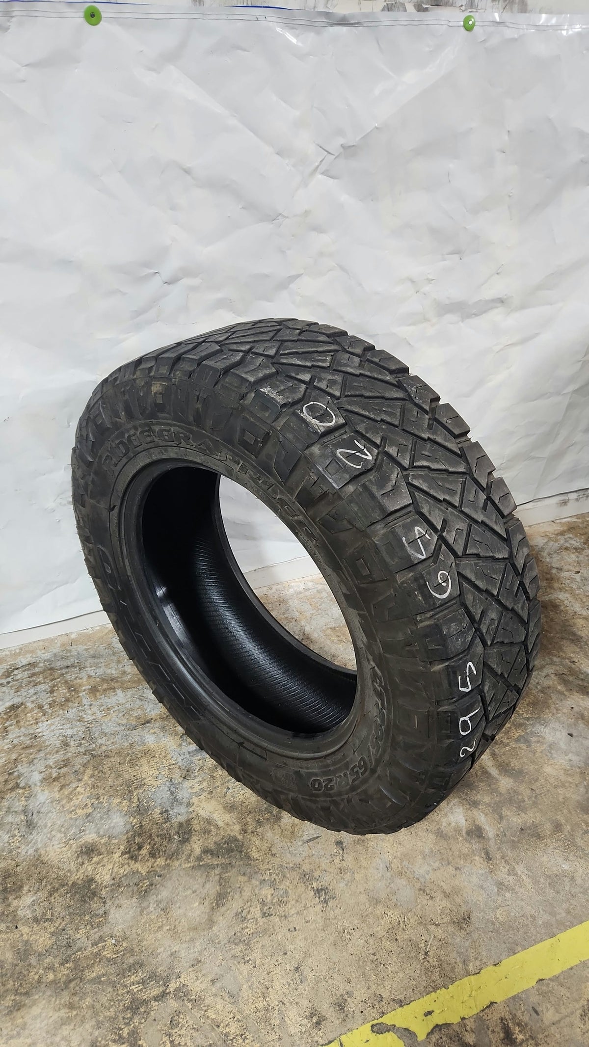 Used Tire - 295/65R20 Nitto Ridge Grappler 7/32