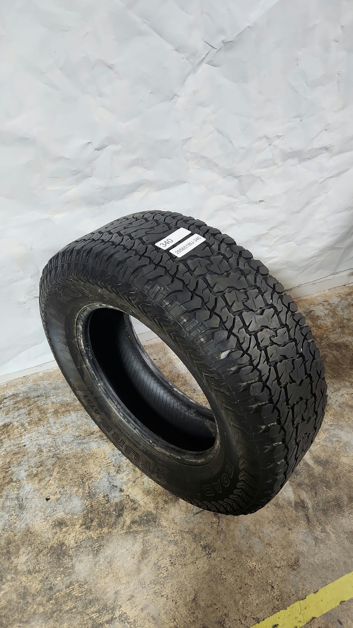 Used Tire - 285/65R18 Kumho Road Venture AT51