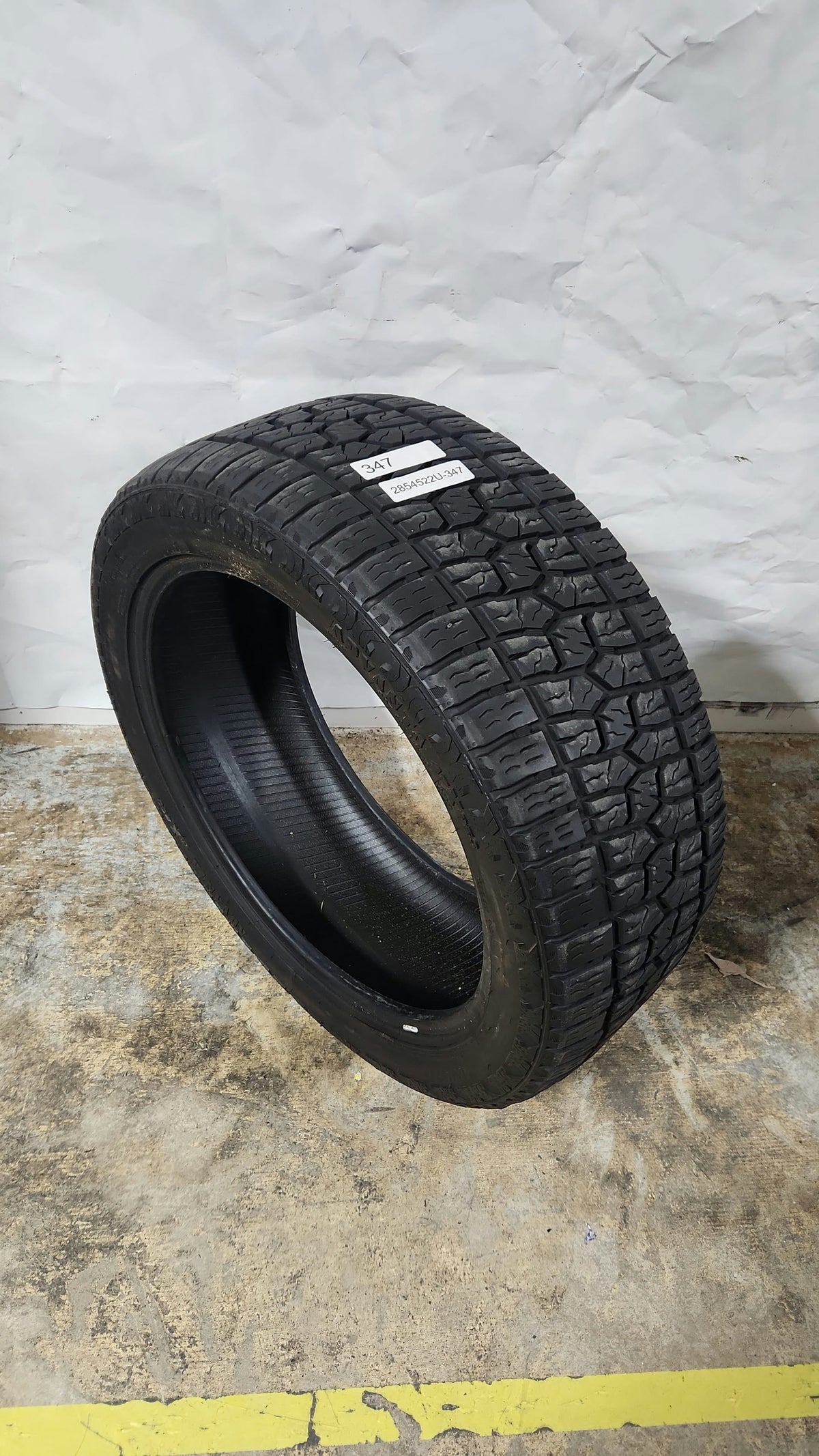 Used Tire - 285/45R22 Advanta ATX 850 7/32