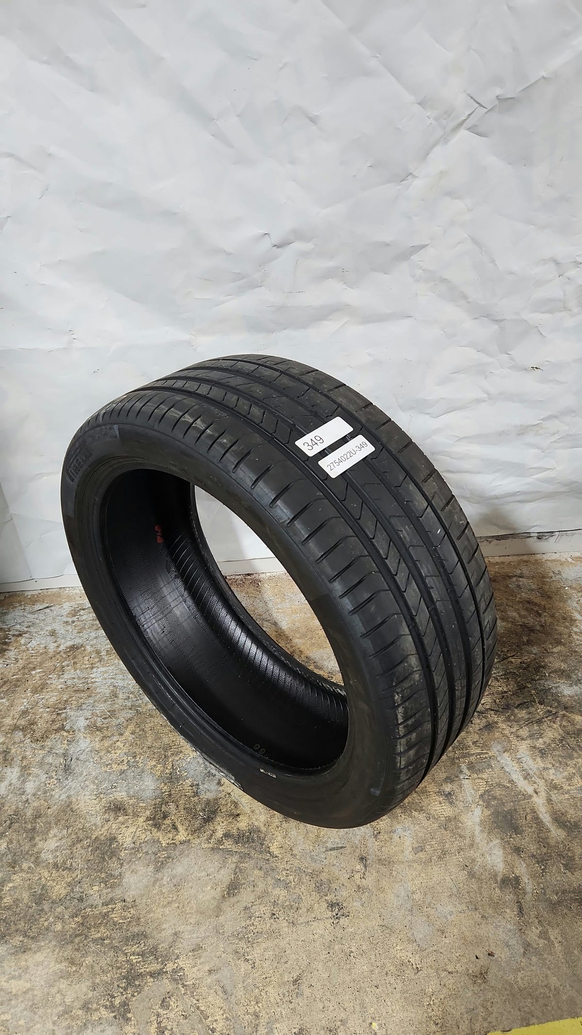 Used Tire - 275/40R22 Pirelli PZero 7/32