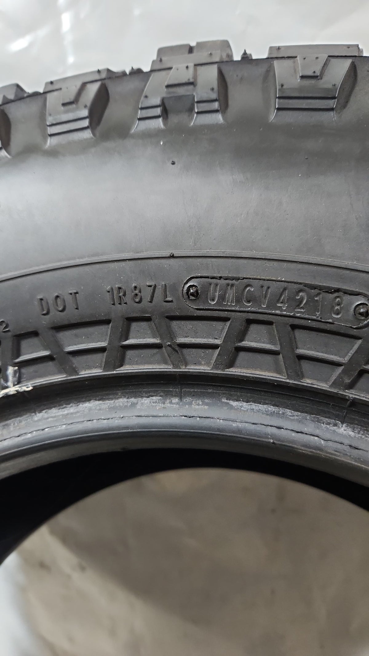 Used Tire - 285/70R17 Falken Wildpeak M/T 01