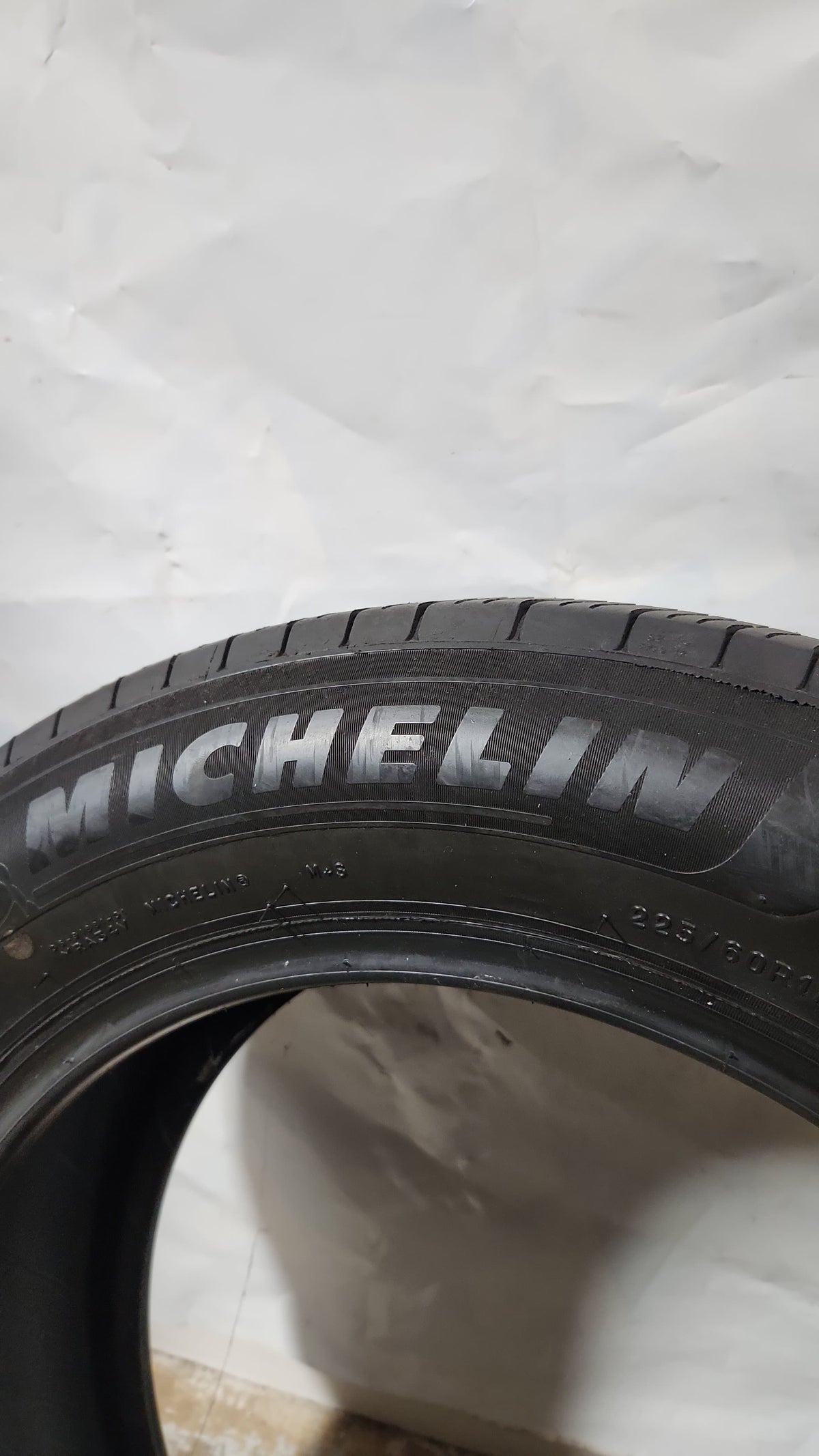 Used Tire - 225/60R17 Michelin Primacy A/S 99 SL