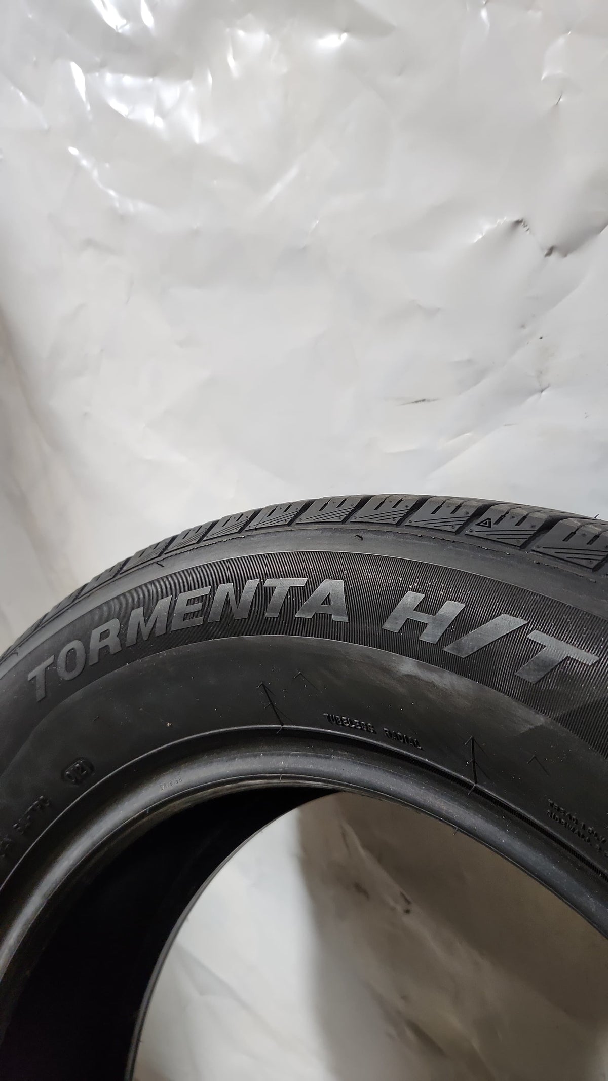 Used Tire - 245/60R18 Fortune Tormenta H/T All Season 7/32