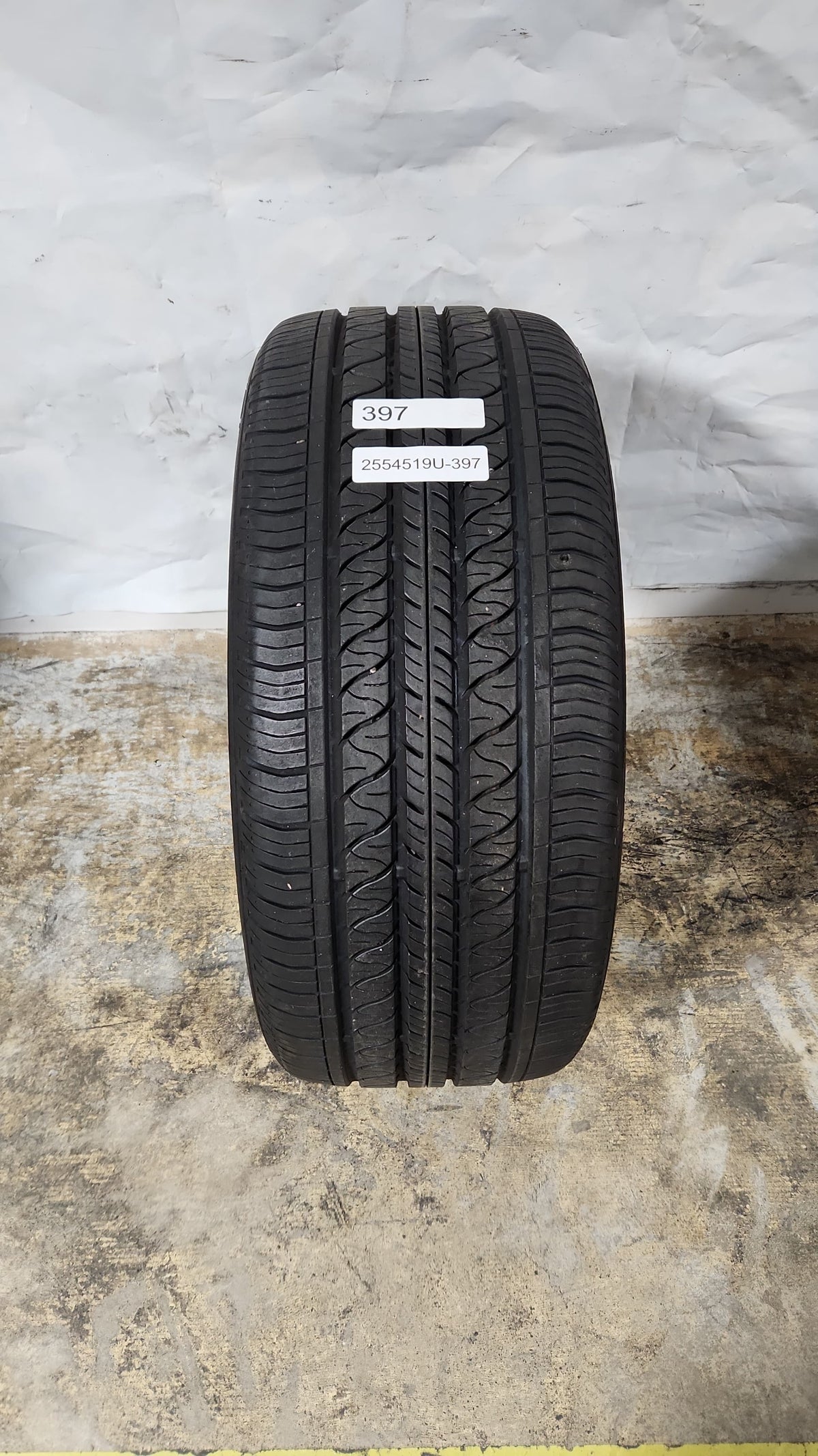 Used Tire - 255/45R19 Continental Pro Contact RX