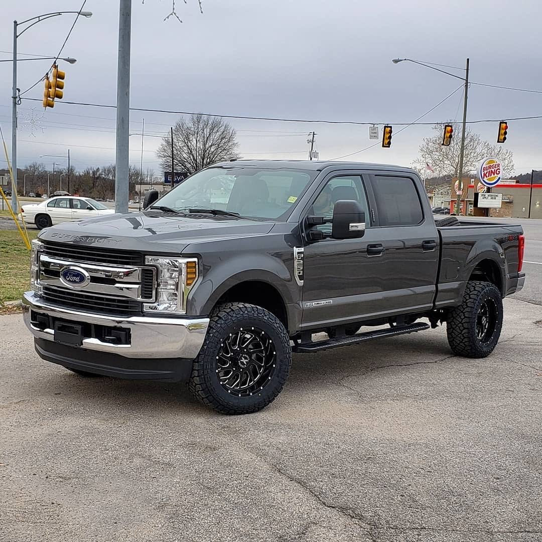 2017 Ford F-250 Super Duty Packages - Tires and Engine Performance