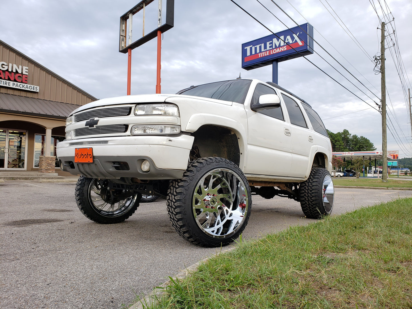Xtreme Force XF-8 24x14 -76 6x139.7 (6x5.5) Chrome - Tires and Engine Performance