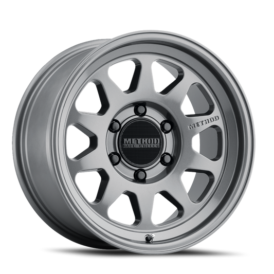 Method 316 18x9 6x135 18mm Gloss Titanium MR31689016818