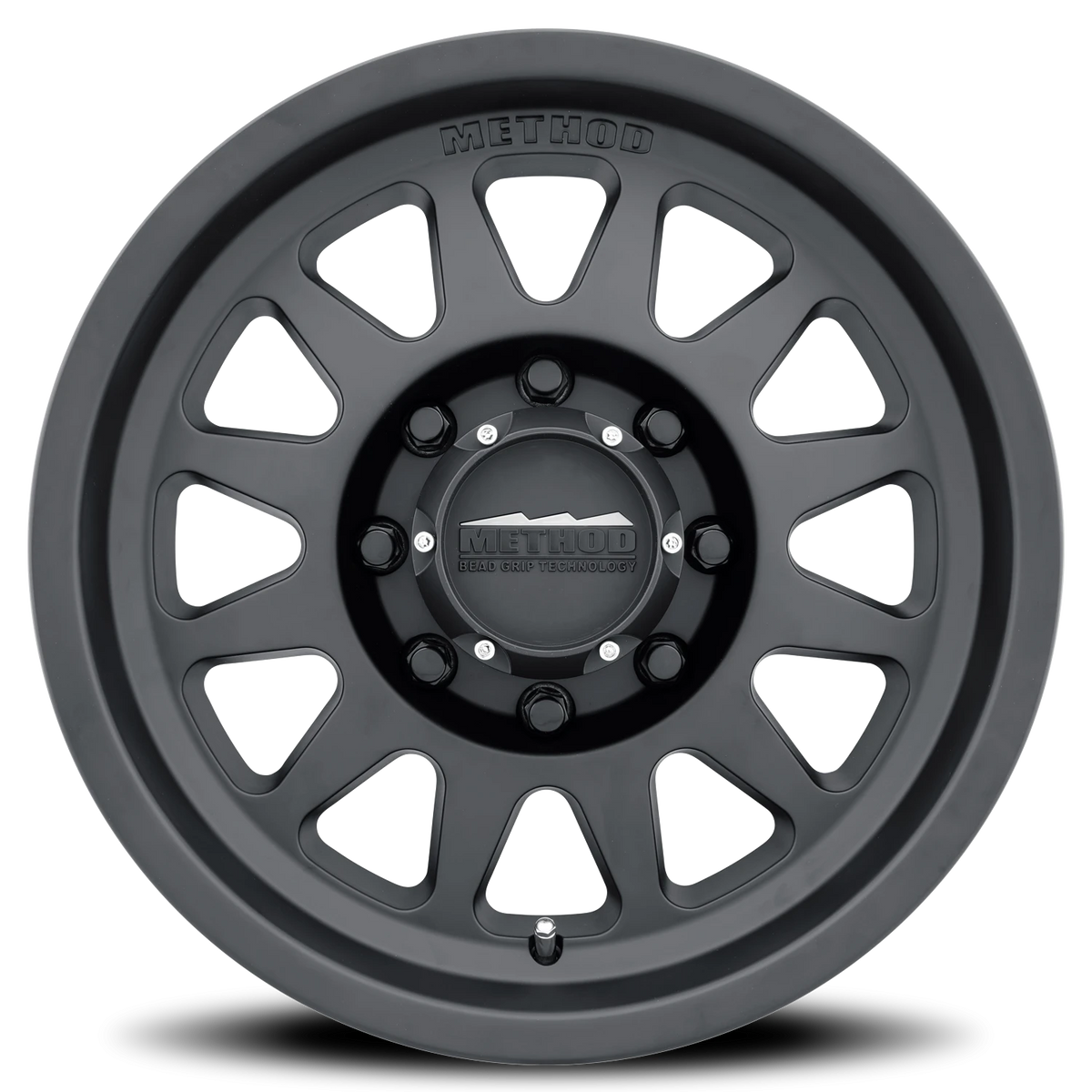 Method 704-HD 17x9 8x165.1 (8x6.5) 18mm Matte Black MR70479080518H
