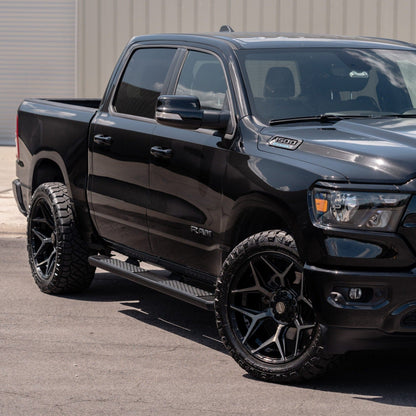 4Play 4P06 20x10 -18 6x135/6x139.7 Gloss Black with Brushed Spoke Faces