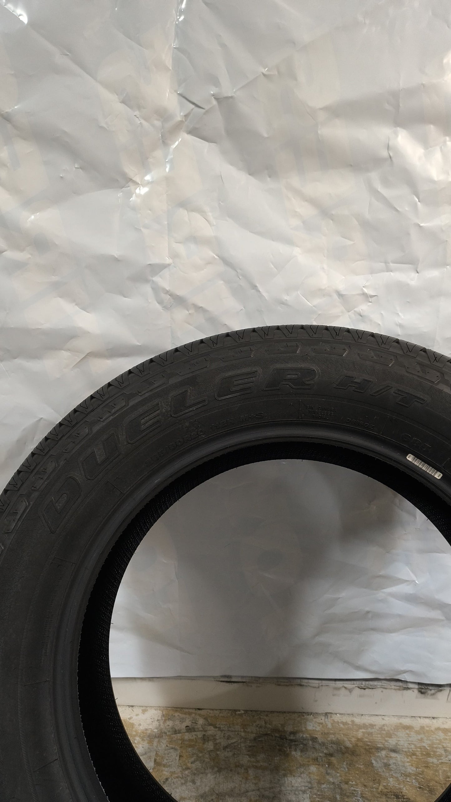 SET OF 4 - 265/60R20 Bridgestone Dueler H/T - Used Tires