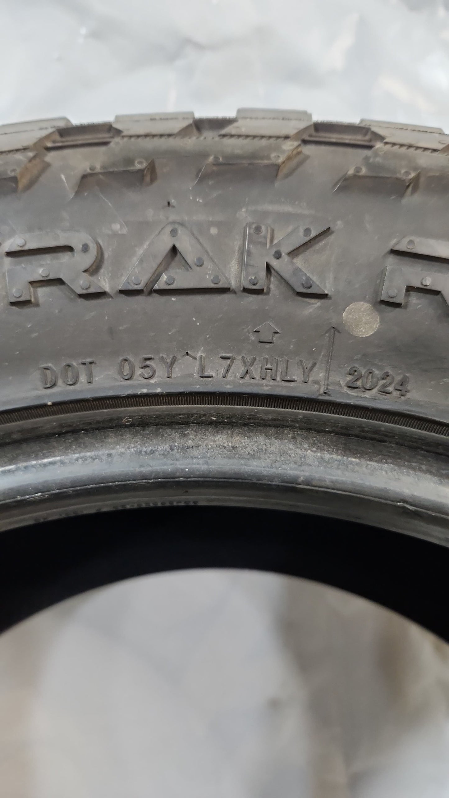 Set Of 4 - 33X12.50R20 Rovelo Ridgetrak R/T RT01 - Used Tires