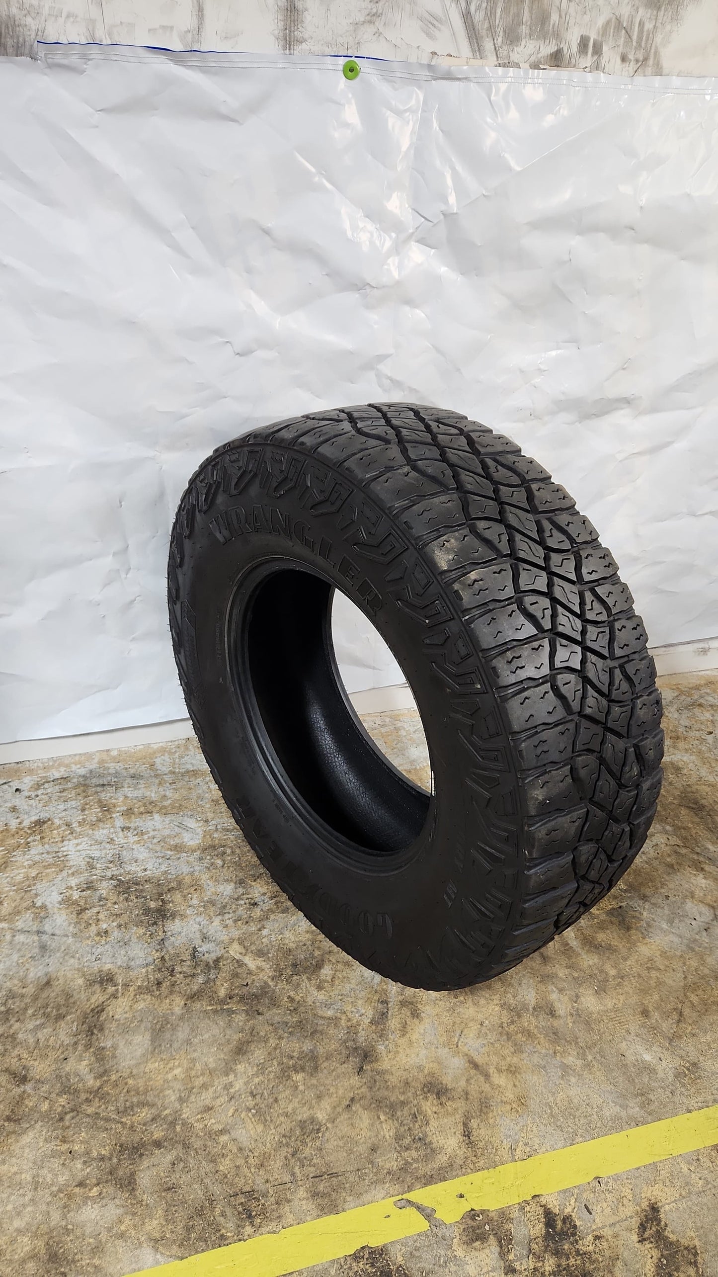Set of 2 - 305/70R18 Goodyear Wrangler Territory M/T - Used Tires