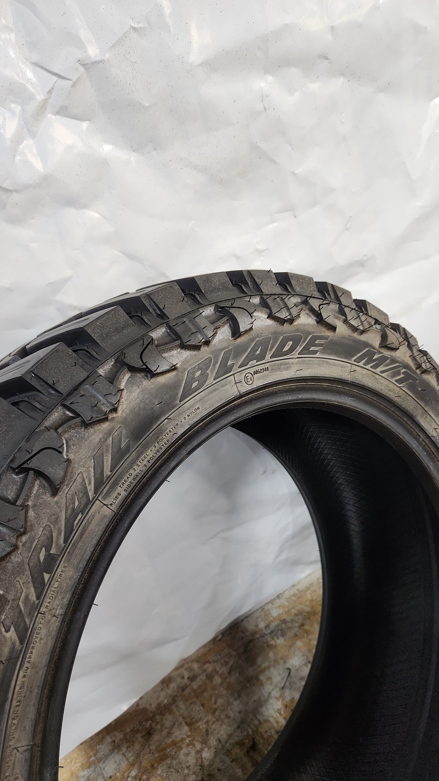Used Tire - 35X12.50R22 Atturo Trail Blade M/T 13/32