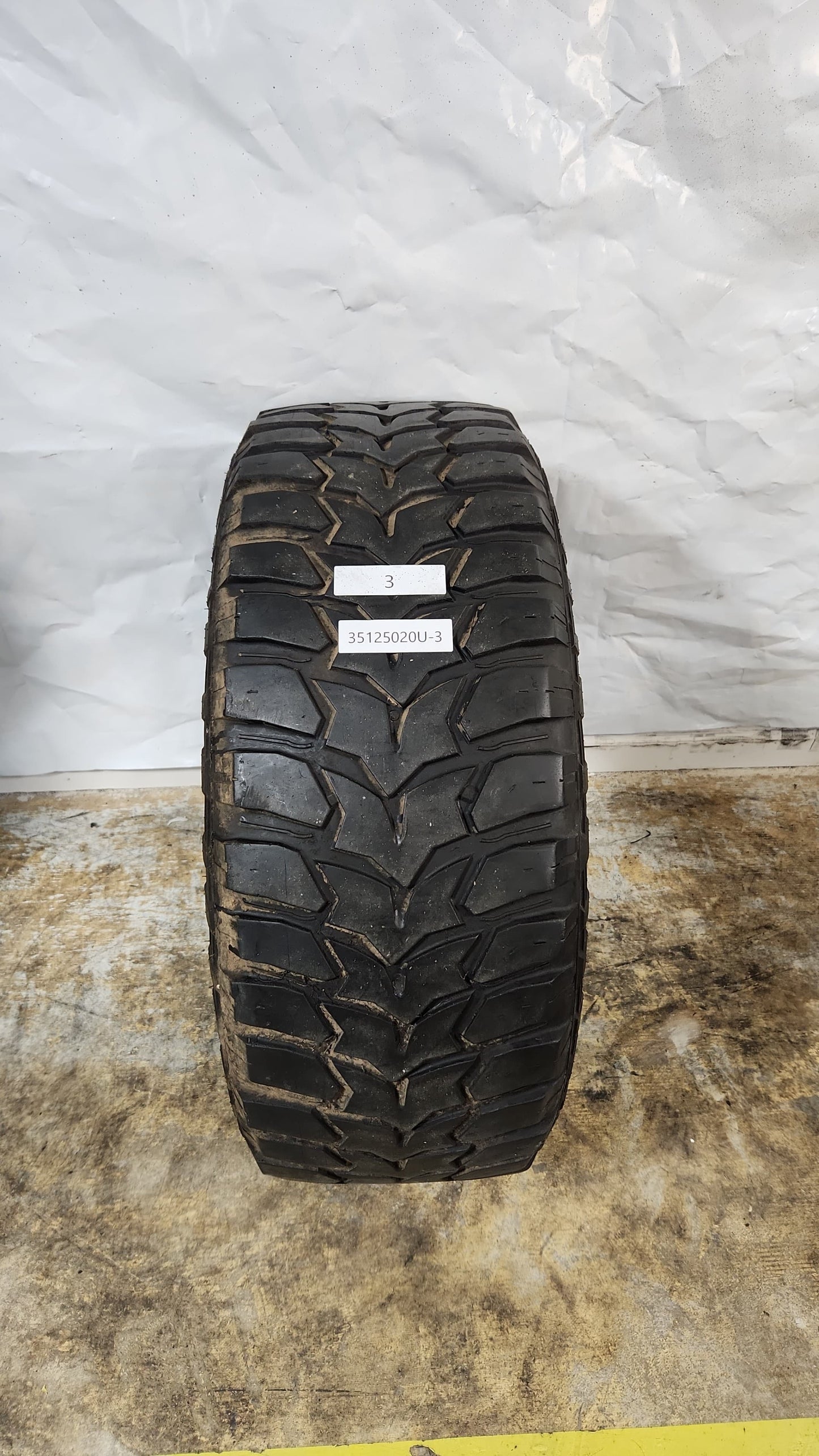 Used Tire- 35X12.50R20 Roadone Cavalry M/T 7/32