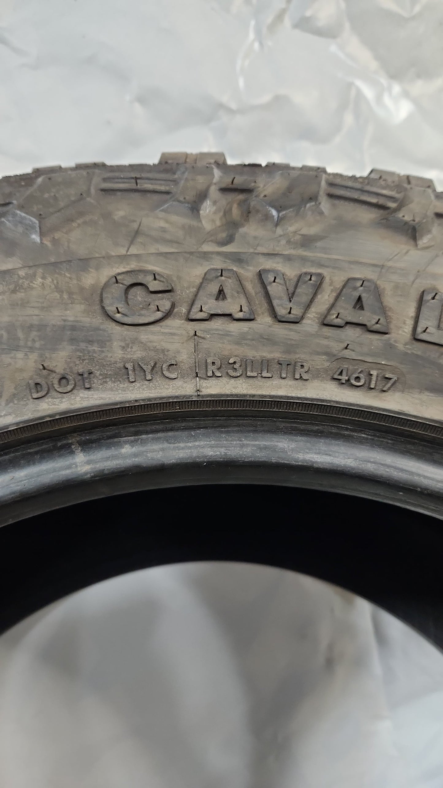 Used Tire- 35X12.50R20 Roadone Cavalry M/T 7/32