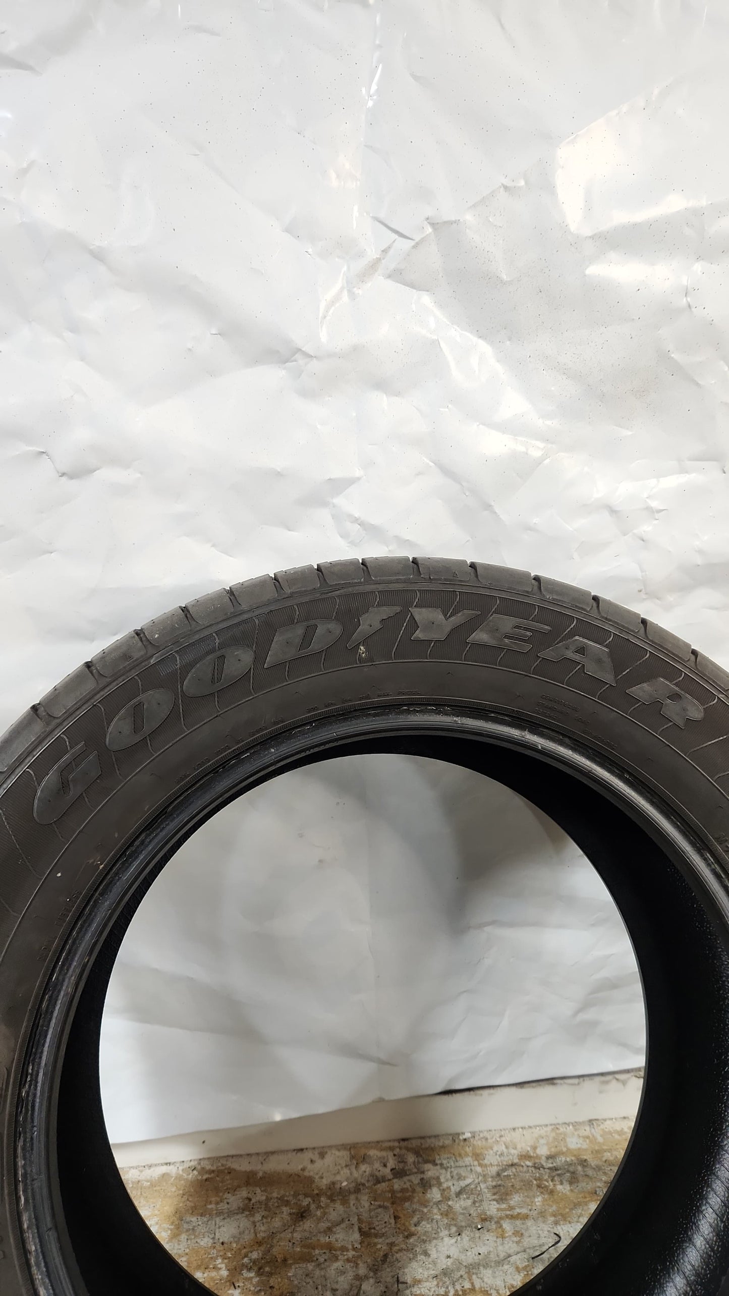 Used Tire- 275/55R20 Goodyear Eagle LS-2
