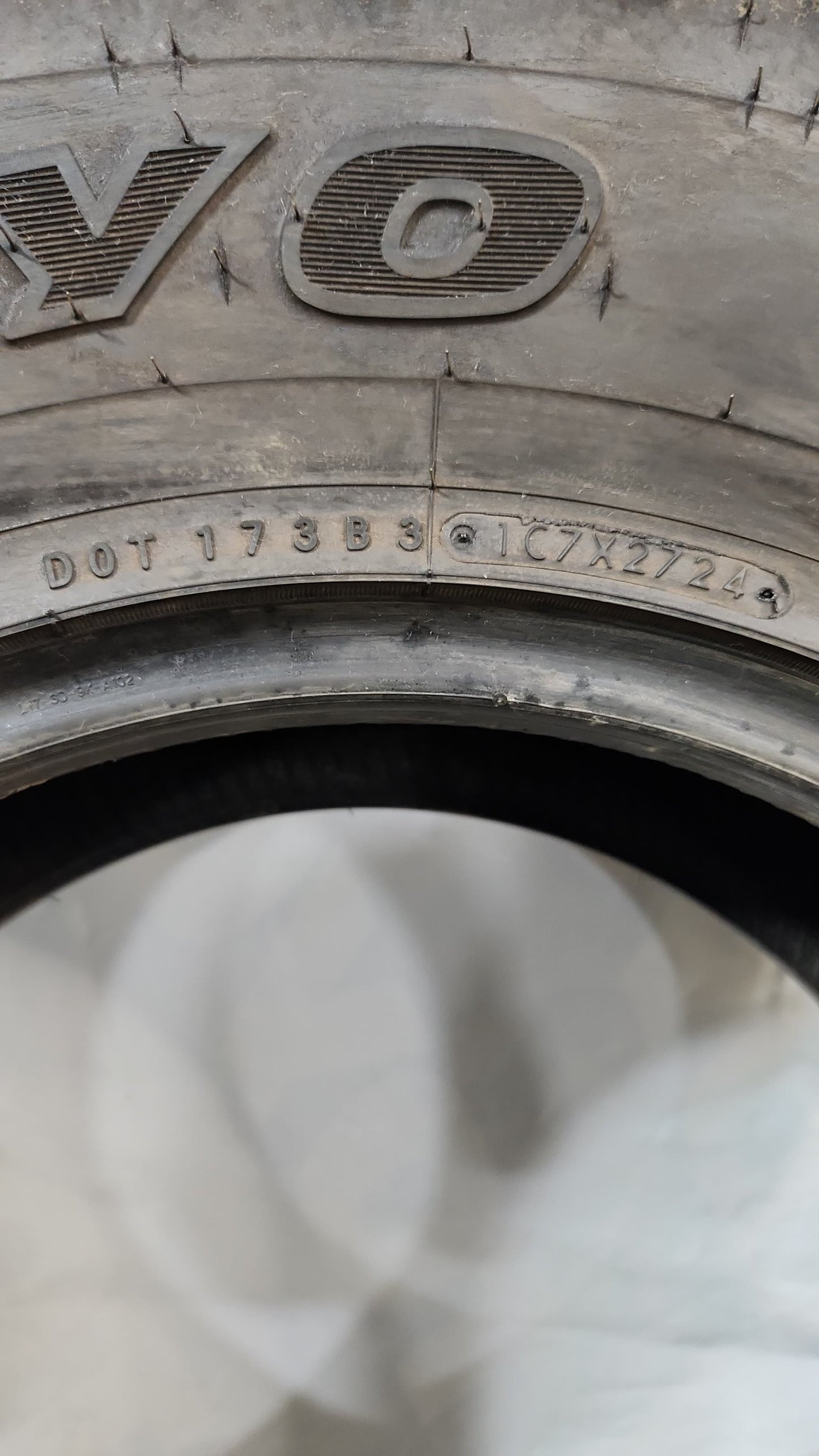 Used Tire - 37X12.50R17 Toyo Open Country M/T 7/32