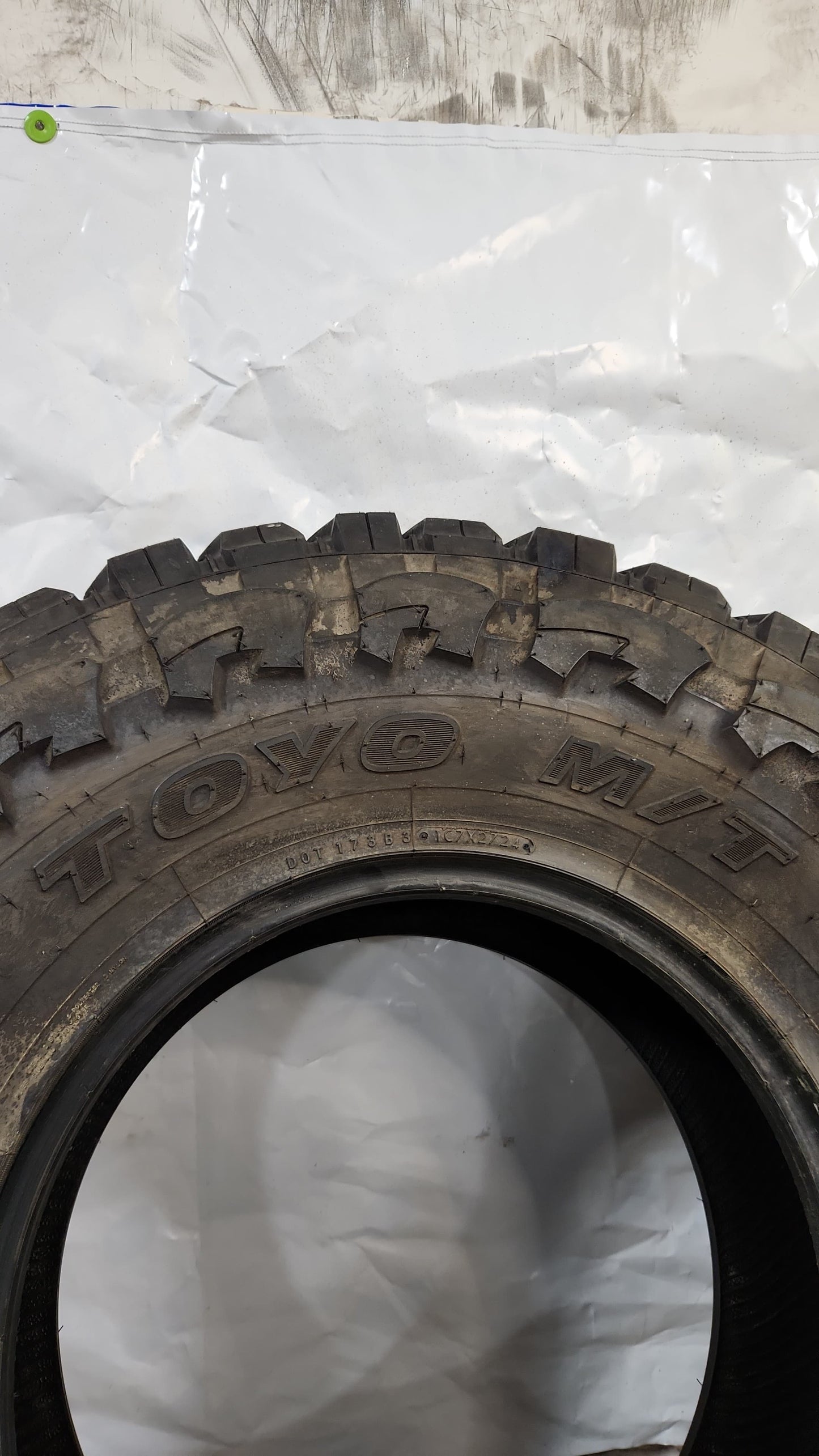 Used Tire - 37X12.50R17 Toyo Open Country M/T 7/32