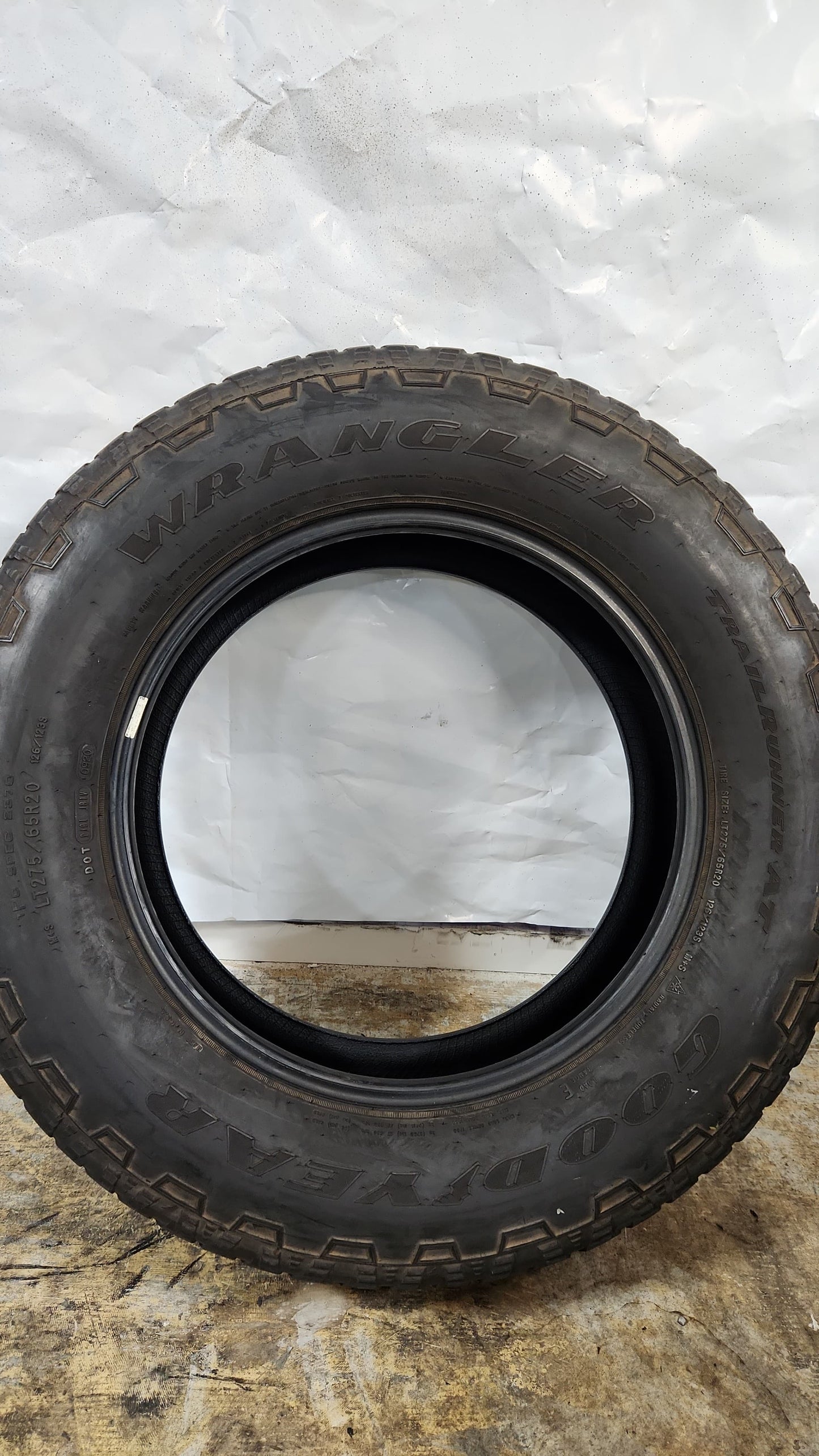 Used Tire - 275/65R20 Goodyear Wrangler Trailrunner AT