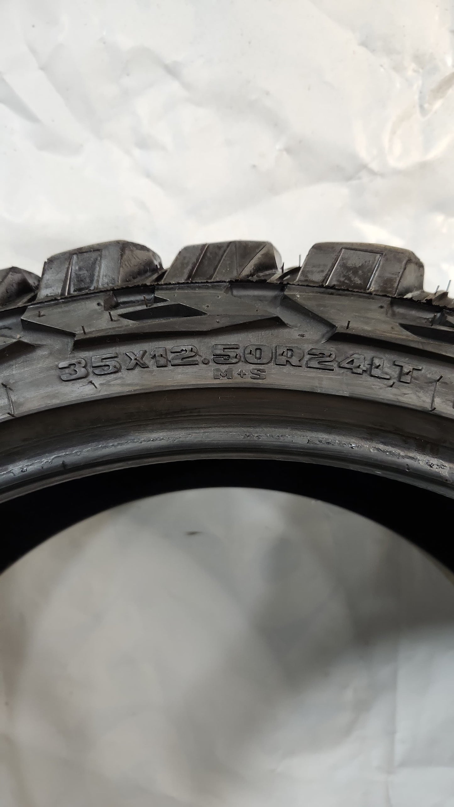 Used Tire - 35X12.50R24 Gladiator X Comp M/T 7/32