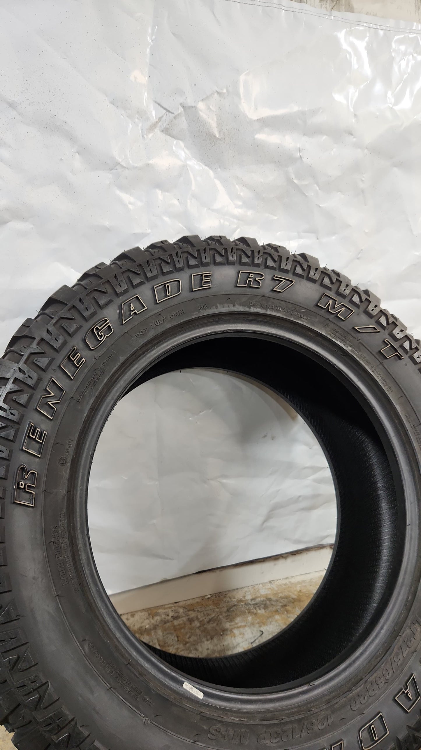 Used Tire - 275/65R20 Radar Renegade R7 M/T