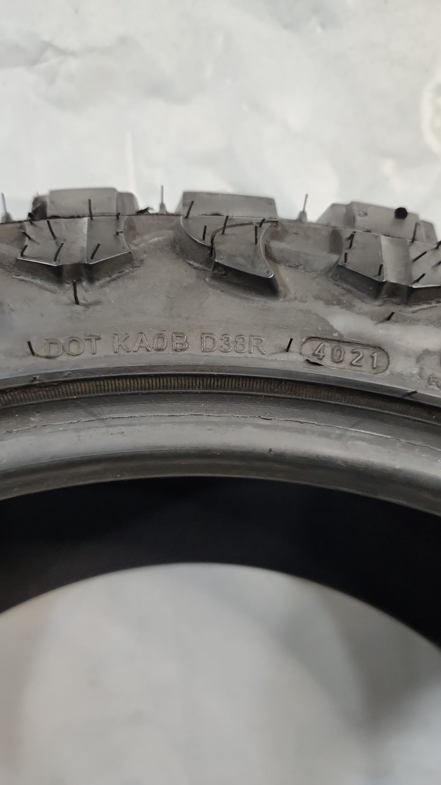 Used Tire - 33X12.50R22 Atturo	Trail Blade M/T