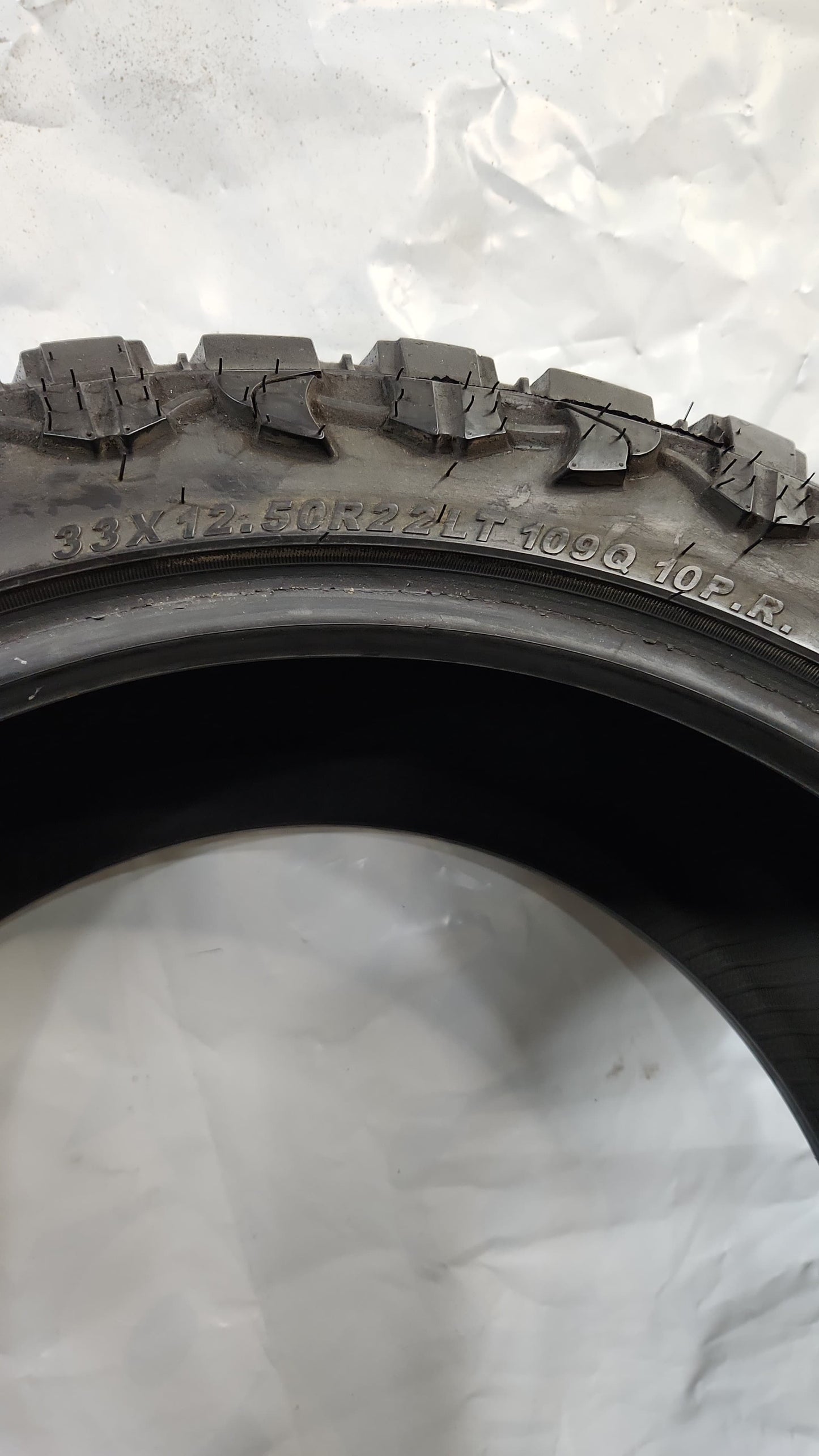 Used Tire - 33X12.50R22 Atturo	Trail Blade M/T
