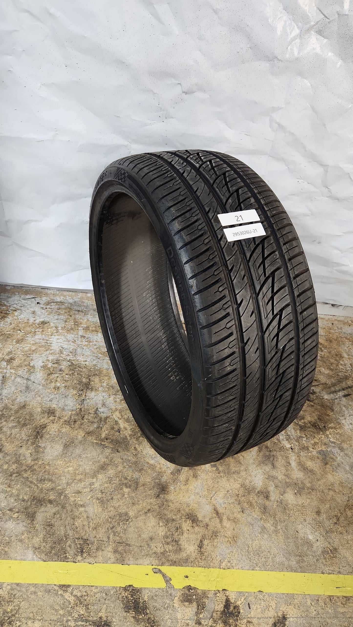 Used Tire - 295/30R26 Delinte Desert Storm II 9/32