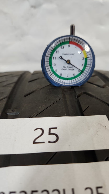 Used Tire - 285/35R22 Lexani LX-TWENTY
