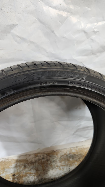 Used Tire - 285/35R22 Lexani LX-TWENTY