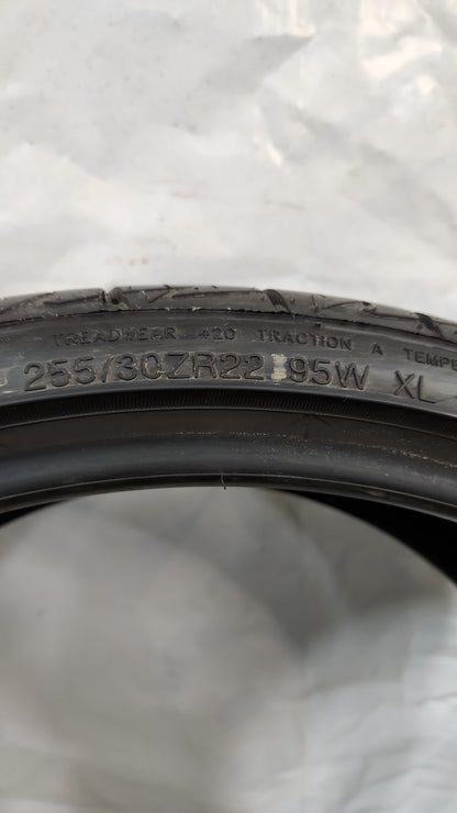 Used Tire - 255/30R22 Venom Power RAGNAROK GTS